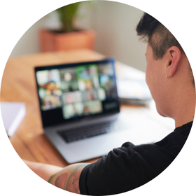 Öffnet die Seite 'Digitales Wissenschaftsprogramm vhs.wissen.live'